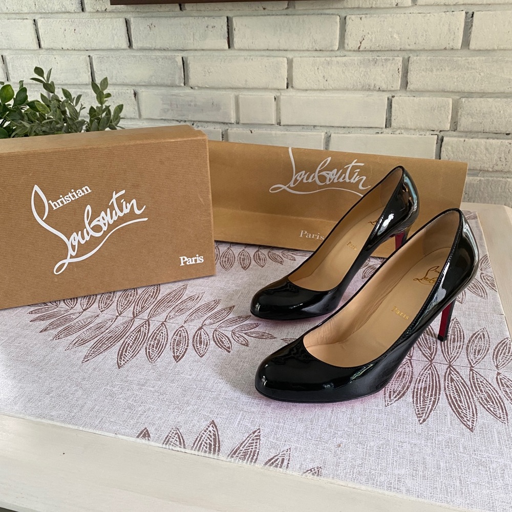 Christian Louboutin Simple Pump 85 black worn twice with original box.
